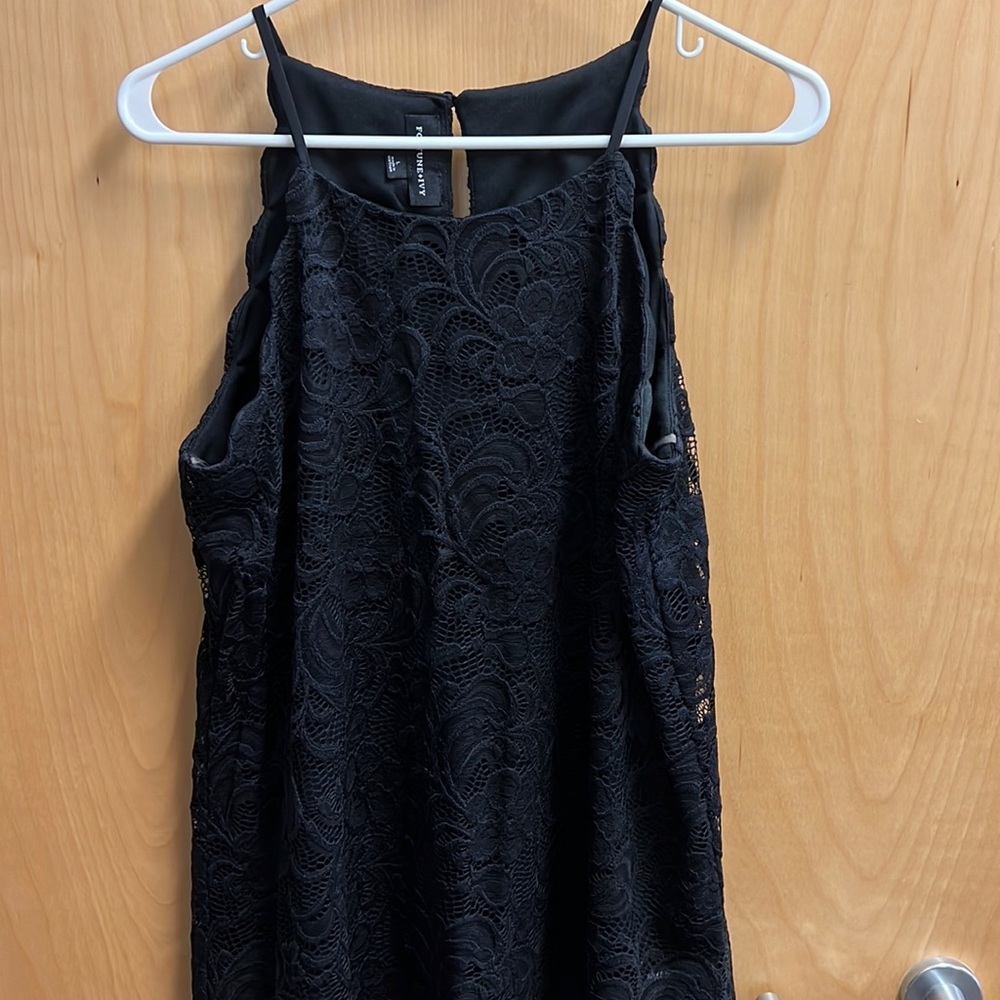 Size large lace tank